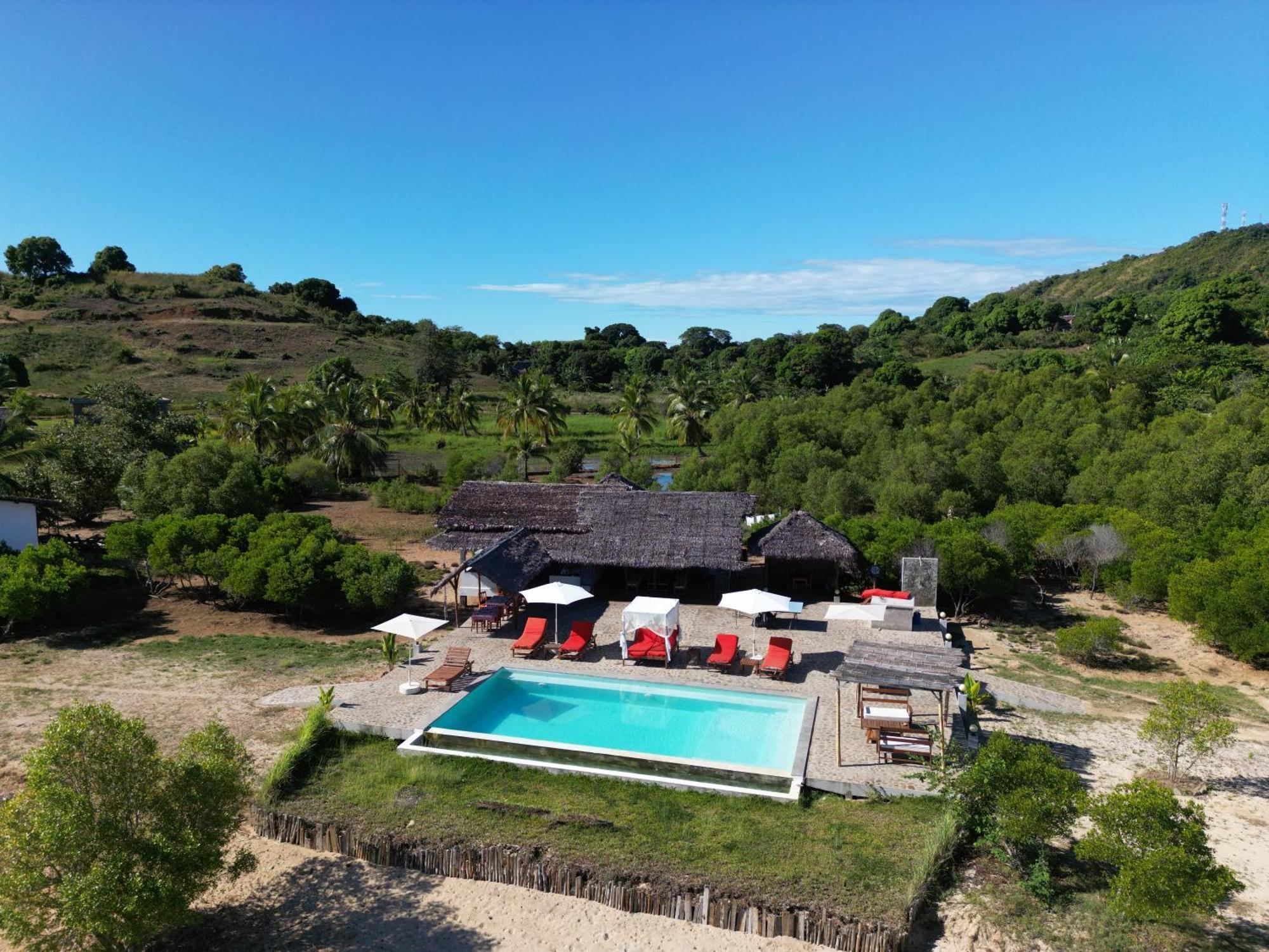 Emeraude Lodge Andilana Exteriör bild